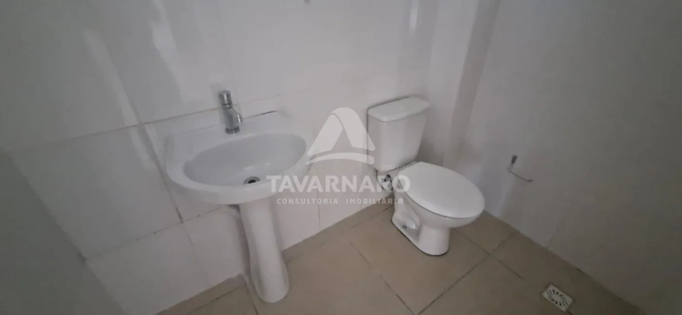 Alugar Comercial / Loja em Ponta Grossa R$ 5.000,00 - Foto 3