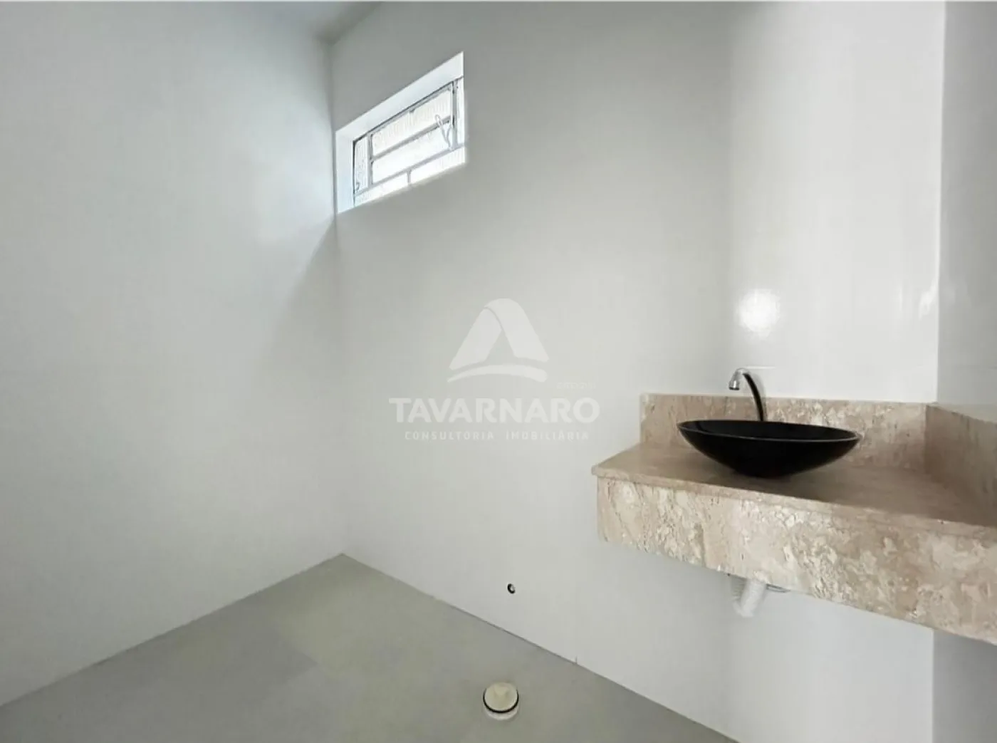 Alugar Comercial / Loja em Ponta Grossa R$ 5.000,00 - Foto 6