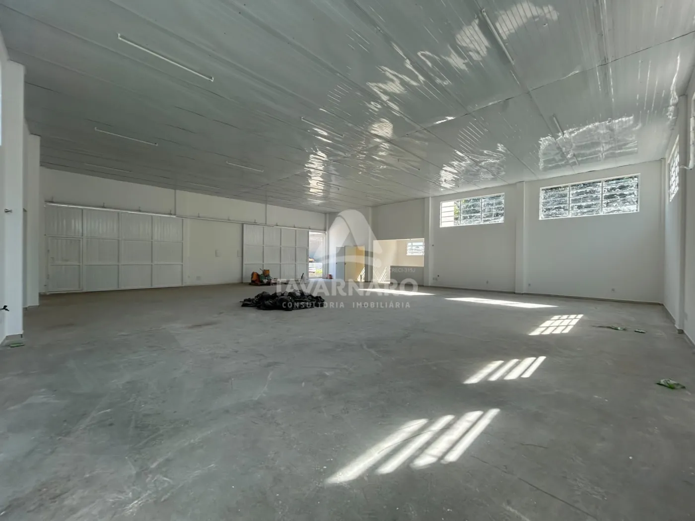 Alugar Comercial / Loja em Ponta Grossa R$ 7.000,00 - Foto 4