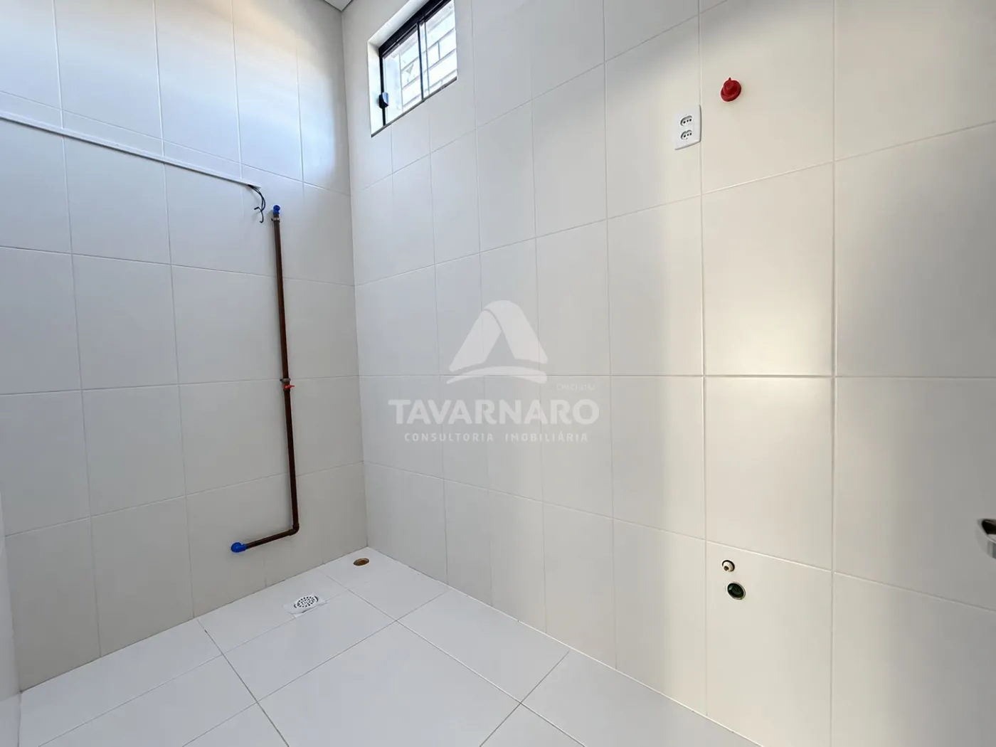 Alugar Comercial / Loja em Ponta Grossa R$ 5.200,00 - Foto 3