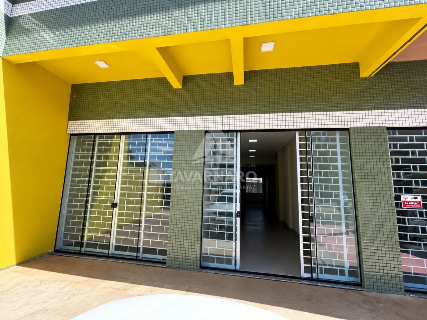 Alugar Comercial / Loja em Ponta Grossa R$ 5.200,00 - Foto 1