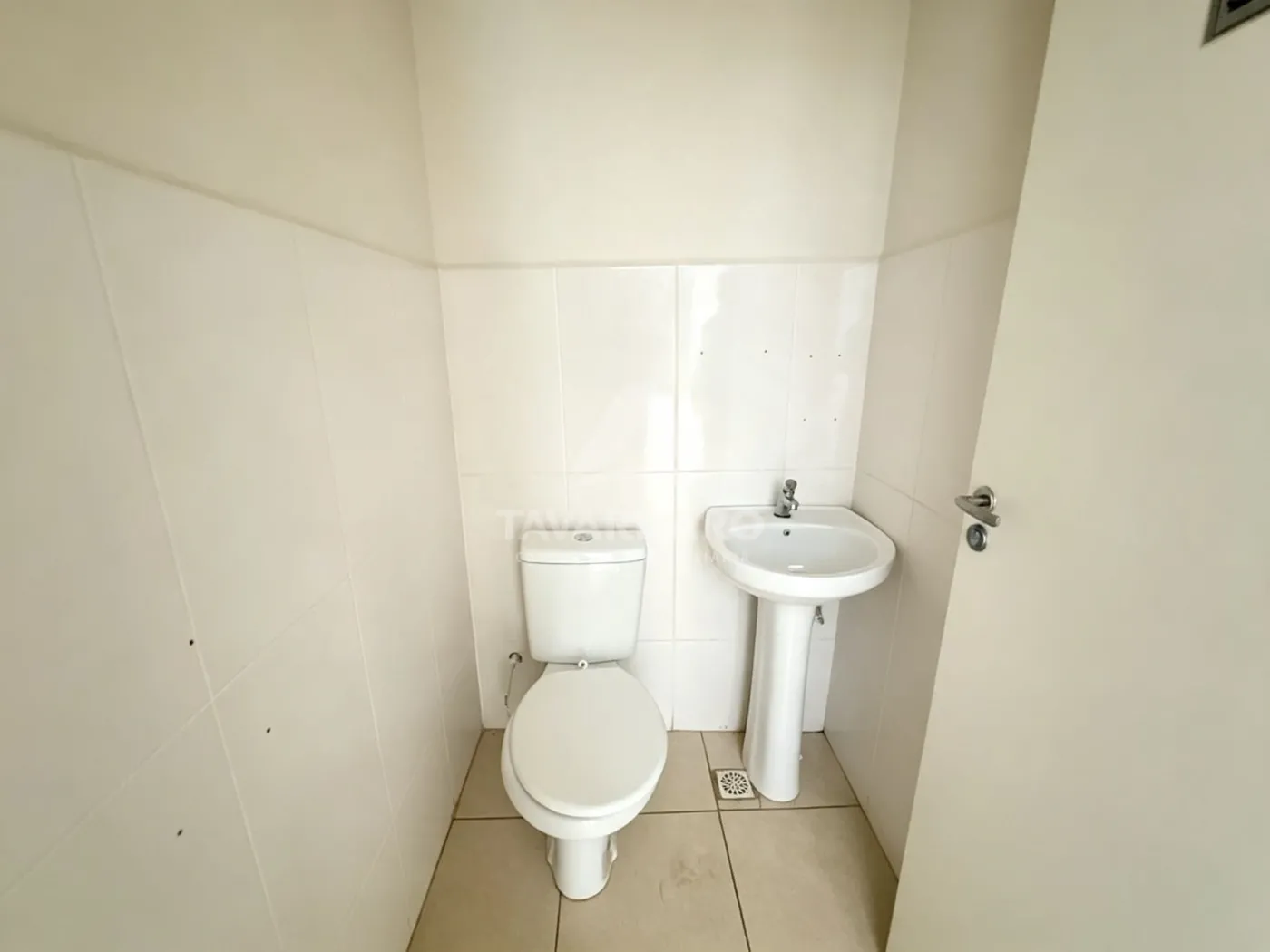 Alugar Comercial / Loja em Ponta Grossa R$ 4.000,00 - Foto 7