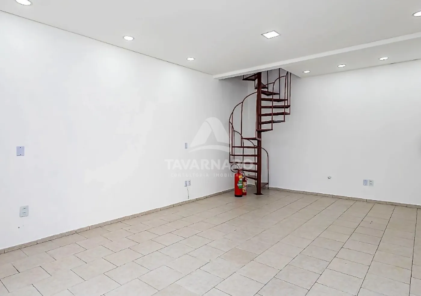 Alugar Comercial / Loja em Curitiba R$ 2.900,00 - Foto 3