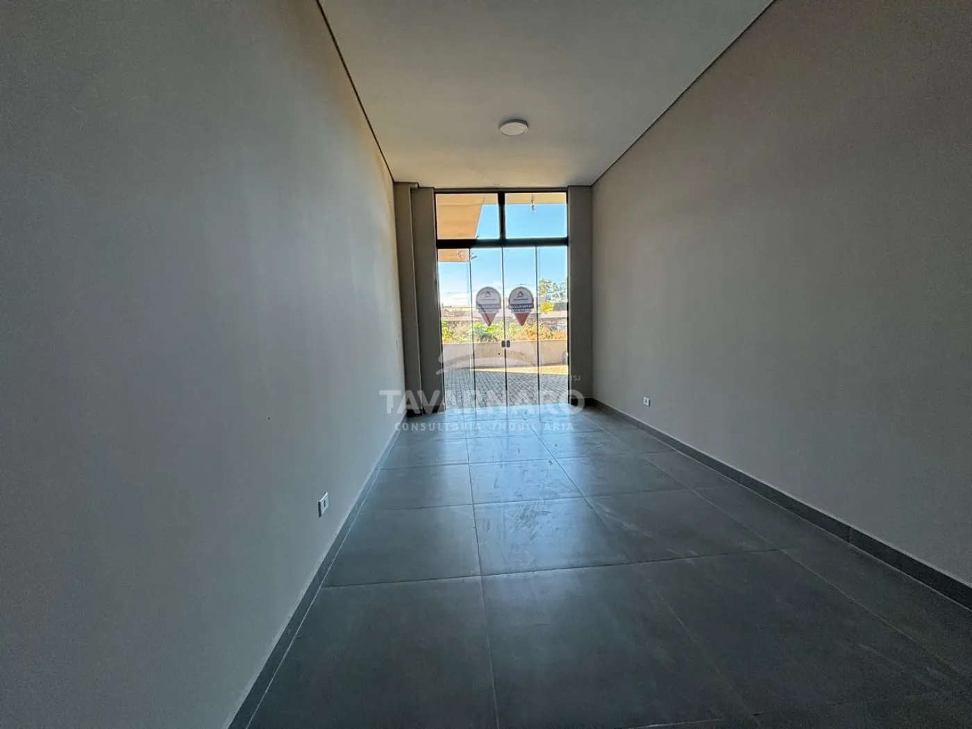 Alugar Comercial / Loja em Ponta Grossa R$ 599,99 - Foto 3