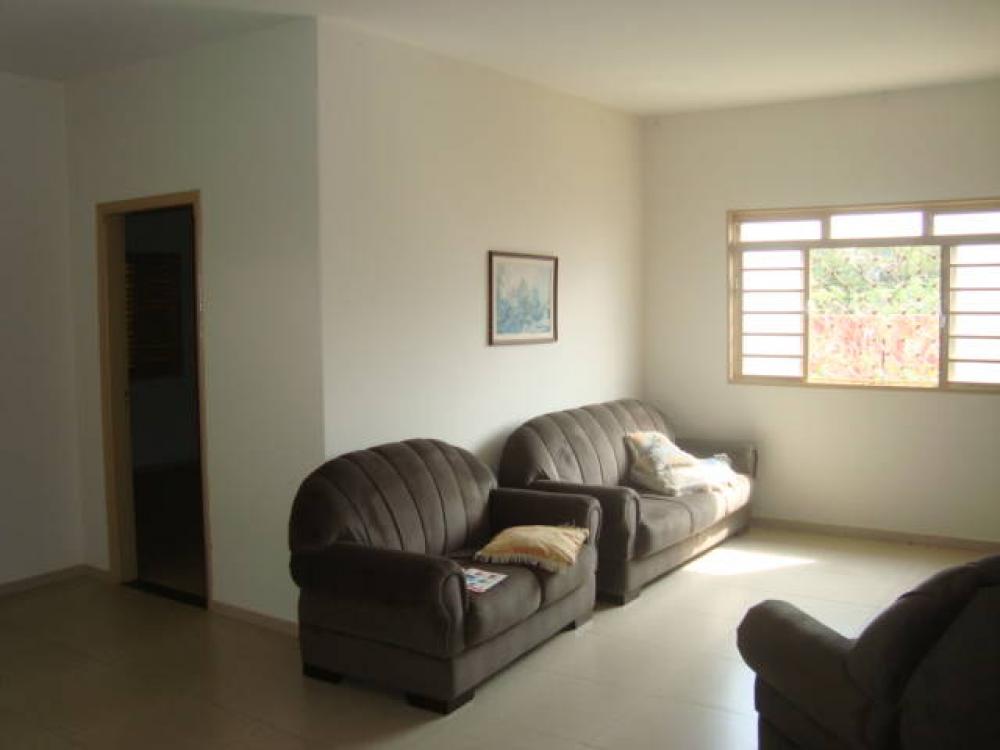 Casa, 5 quartos, 390 m² - Foto 1