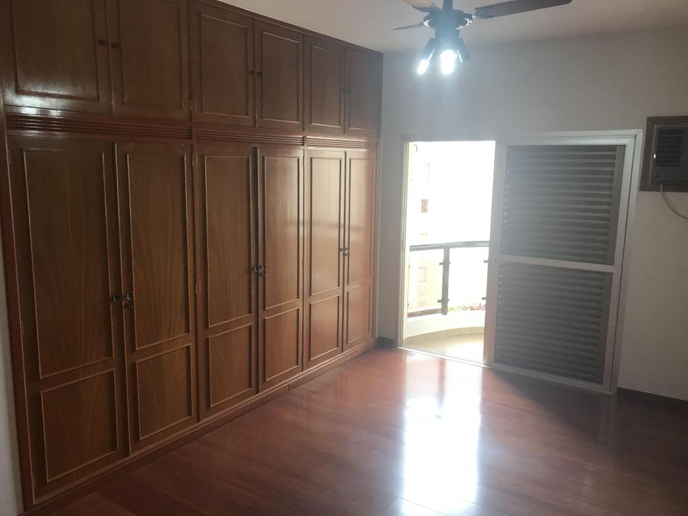 Alugar Apartamento / Padr&atilde;o em S&atilde;o Jos&eacute; do Rio Preto R$ 1.000,00 - Foto 5