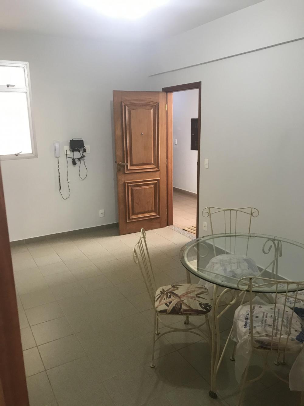 Alugar Apartamento / Padr&atilde;o em S&atilde;o Jos&eacute; do Rio Preto R$ 1.000,00 - Foto 11
