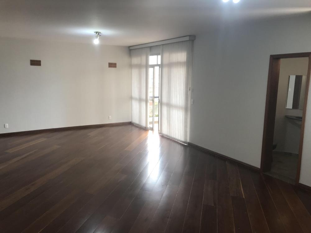 Alugar Apartamento / Padr&atilde;o em S&atilde;o Jos&eacute; do Rio Preto R$ 1.000,00 - Foto 14