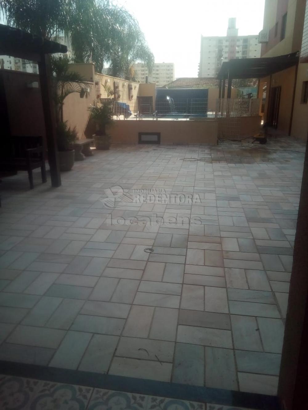 Alugar Apartamento / Padr&atilde;o em S&atilde;o Jos&eacute; do Rio Preto R$ 1.500,00 - Foto 11