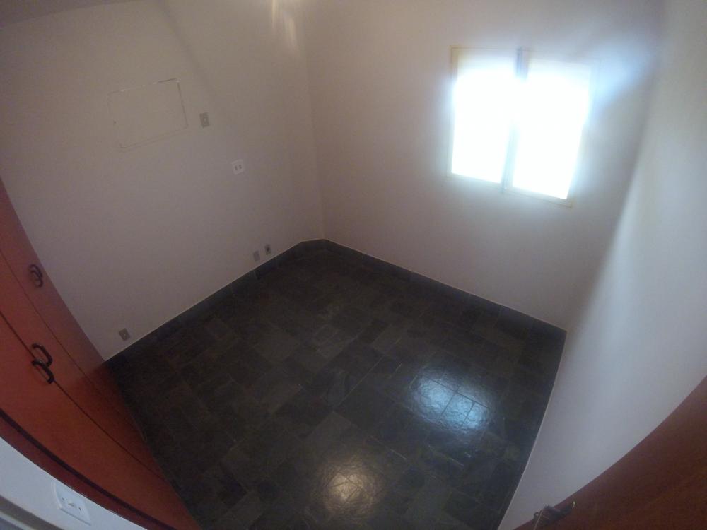 Alugar Apartamento / Padr&atilde;o em S&atilde;o Jos&eacute; do Rio Preto R$ 700,00 - Foto 7
