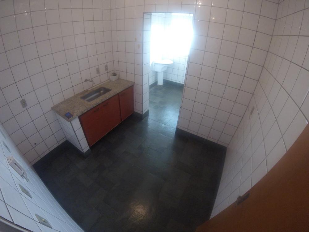 Alugar Apartamento / Padr&atilde;o em S&atilde;o Jos&eacute; do Rio Preto R$ 700,00 - Foto 10
