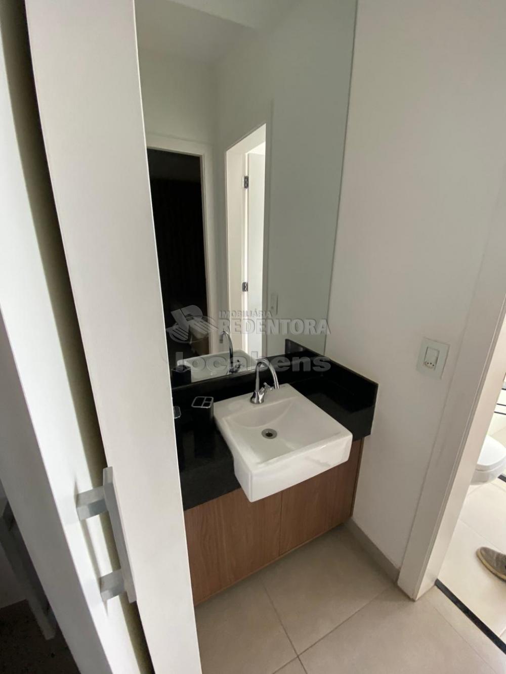 Alugar Apartamento / Studio em S&atilde;o Jos&eacute; do Rio Preto R$ 2.000,00 - Foto 12