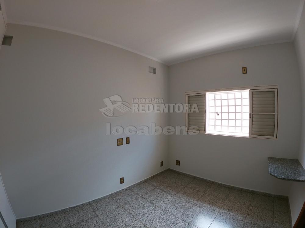 Alugar Casa / Padr&atilde;o em S&atilde;o Jos&eacute; do Rio Preto R$ 6.000,00 - Foto 18