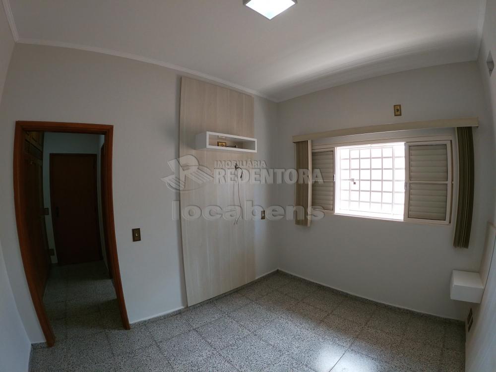 Alugar Casa / Padr&atilde;o em S&atilde;o Jos&eacute; do Rio Preto R$ 6.000,00 - Foto 24