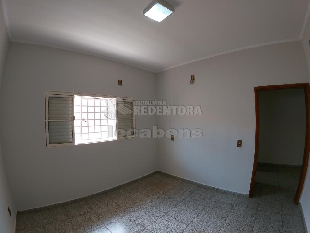 Alugar Casa / Padr&atilde;o em S&atilde;o Jos&eacute; do Rio Preto R$ 6.000,00 - Foto 30