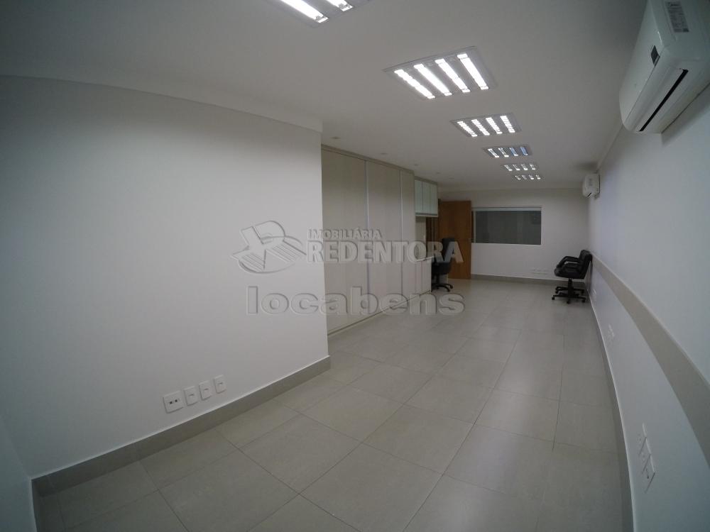 Alugar Comercial / Pr&eacute;dio Inteiro em S&atilde;o Jos&eacute; do Rio Preto R$ 21.500,00 - Foto 5