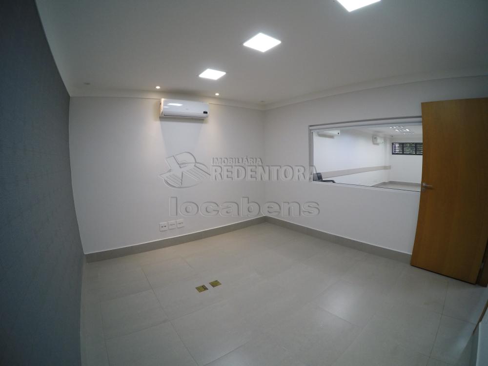 Alugar Comercial / Pr&eacute;dio Inteiro em S&atilde;o Jos&eacute; do Rio Preto R$ 21.500,00 - Foto 8