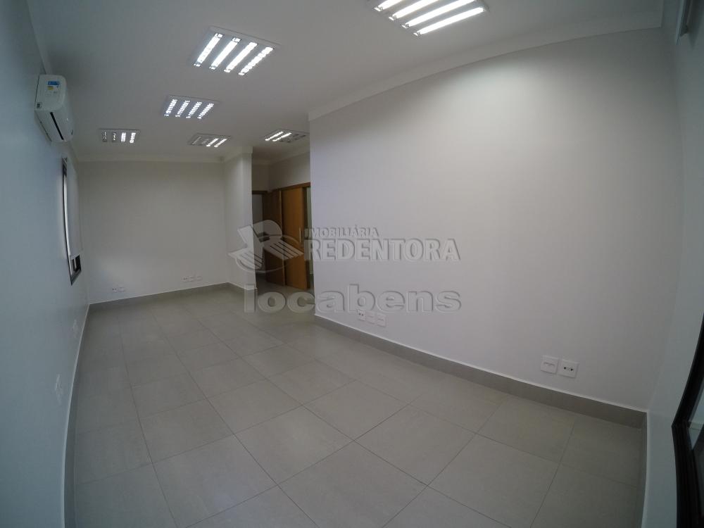 Alugar Comercial / Pr&eacute;dio Inteiro em S&atilde;o Jos&eacute; do Rio Preto R$ 21.500,00 - Foto 20