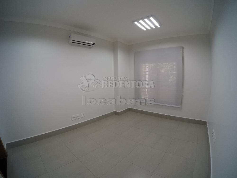 Alugar Comercial / Pr&eacute;dio Inteiro em S&atilde;o Jos&eacute; do Rio Preto R$ 21.500,00 - Foto 24