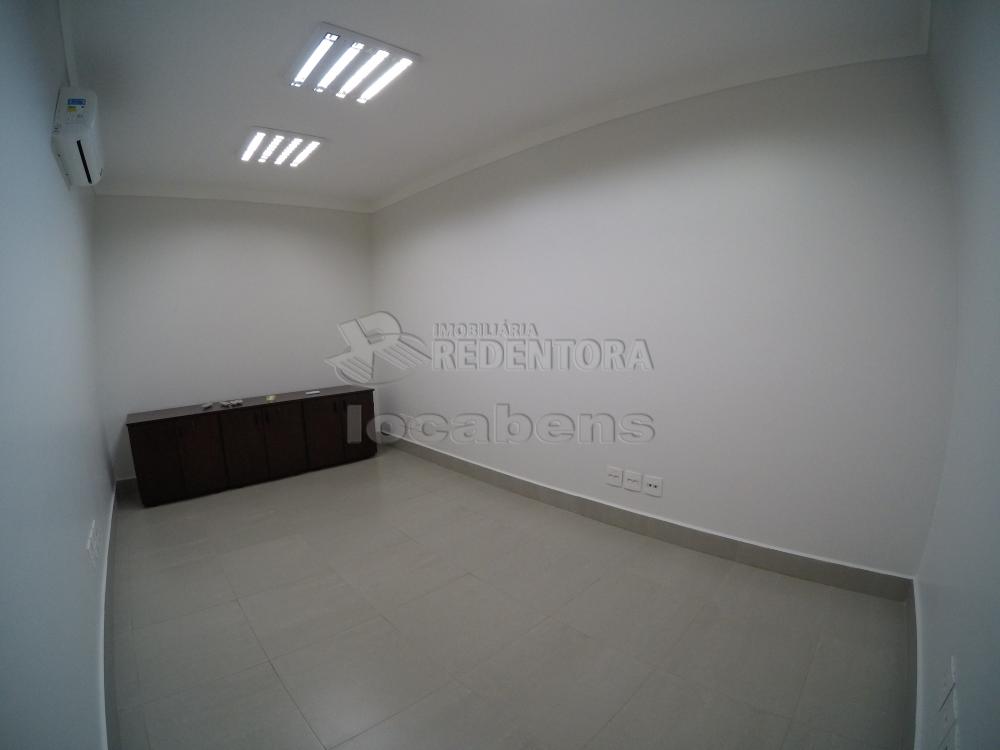 Alugar Comercial / Pr&eacute;dio Inteiro em S&atilde;o Jos&eacute; do Rio Preto R$ 21.500,00 - Foto 27