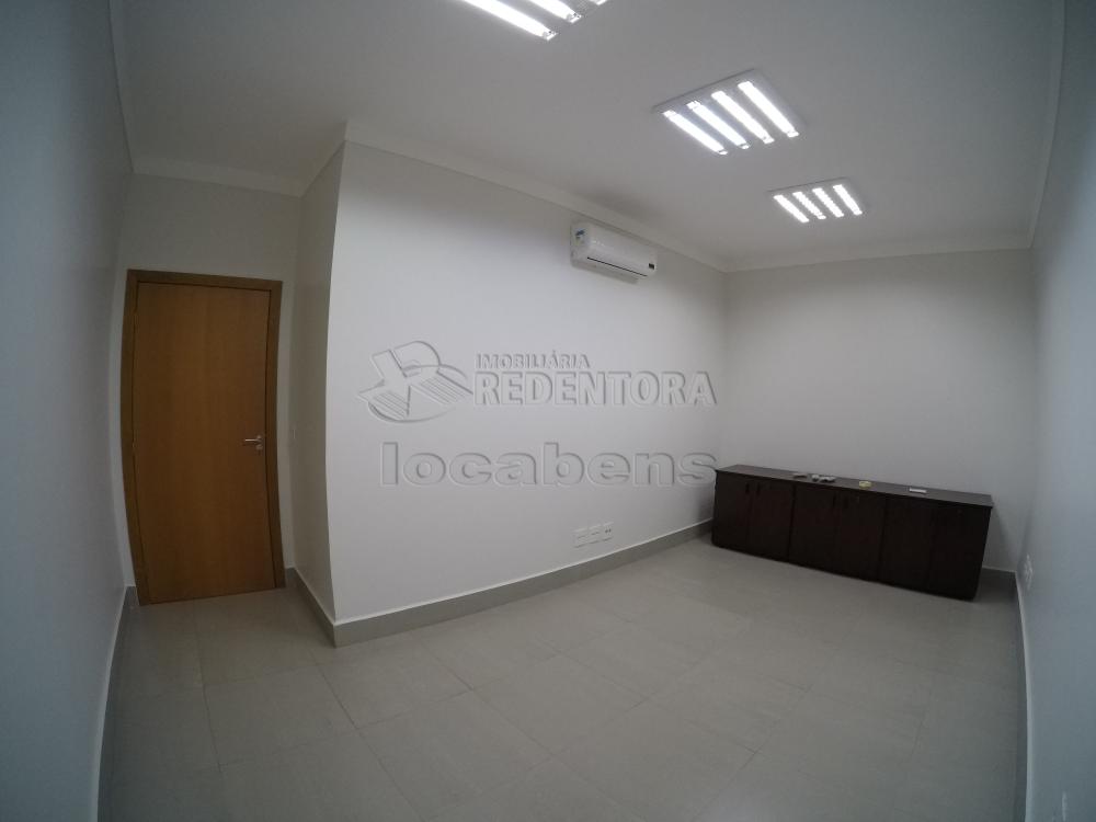 Alugar Comercial / Pr&eacute;dio Inteiro em S&atilde;o Jos&eacute; do Rio Preto R$ 21.500,00 - Foto 28