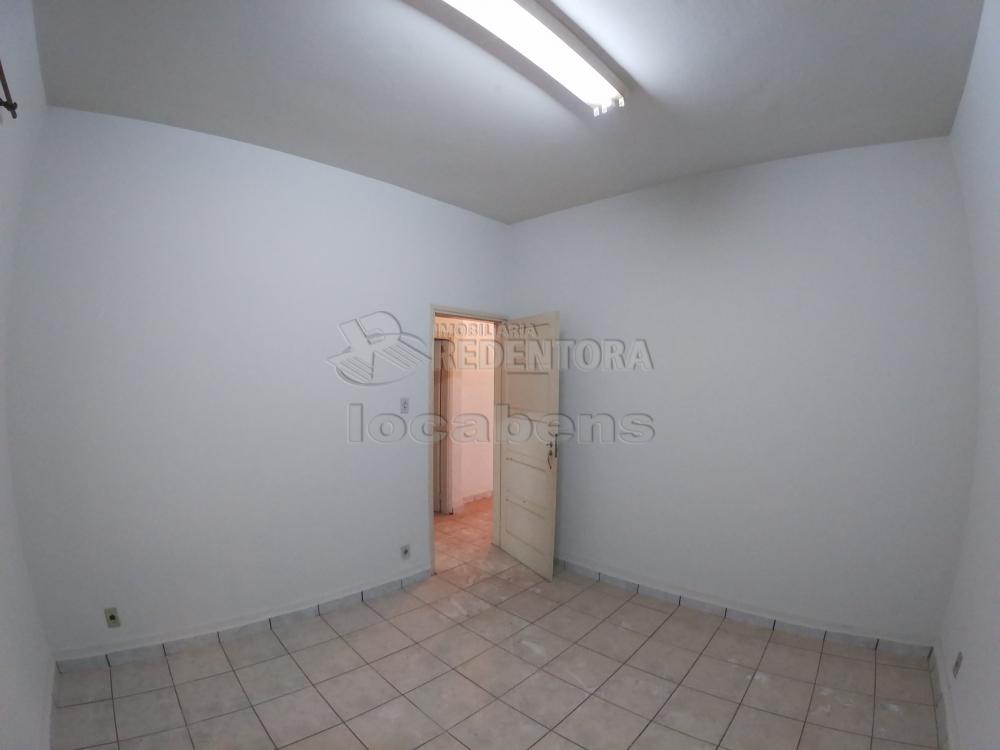 Alugar Comercial / Casa Comercial em S&atilde;o Jos&eacute; do Rio Preto R$ 650,00 - Foto 7