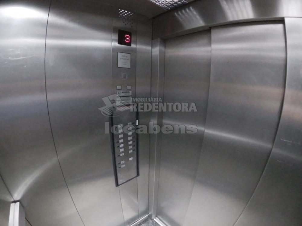Alugar Apartamento / Padr&atilde;o em S&atilde;o Jos&eacute; do Rio Preto R$ 900,00 - Foto 16
