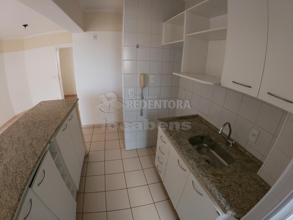 Alugar Apartamento / Padr&atilde;o em S&atilde;o Jos&eacute; do Rio Preto R$ 900,00 - Foto 6
