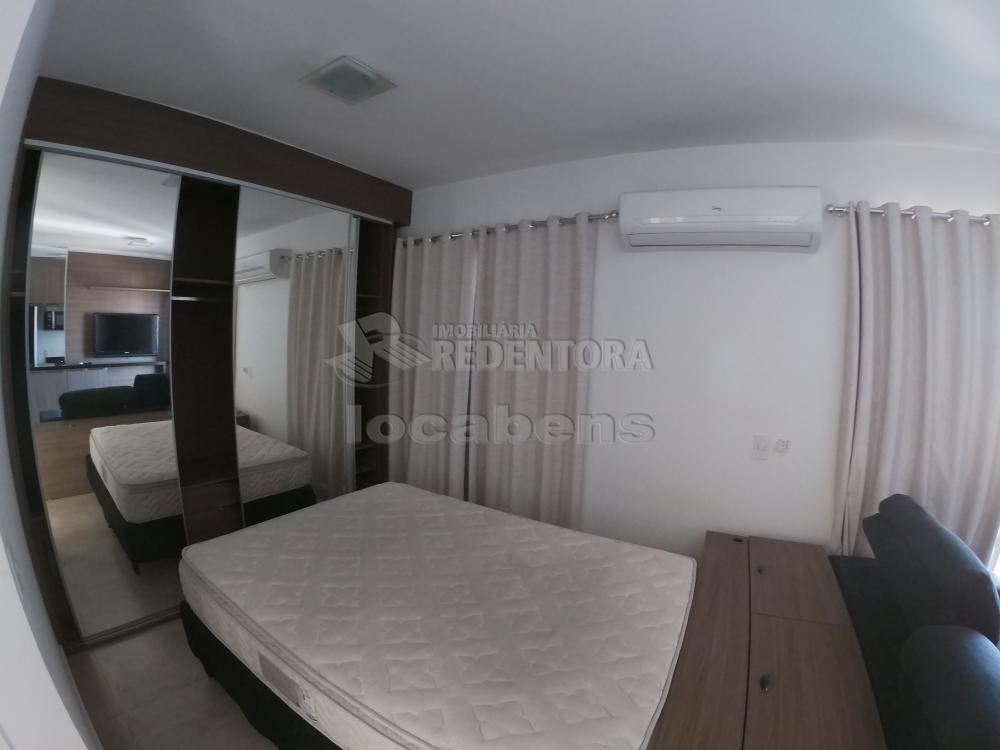 Alugar Apartamento / Padr&atilde;o em S&atilde;o Jos&eacute; do Rio Preto R$ 2.500,00 - Foto 10