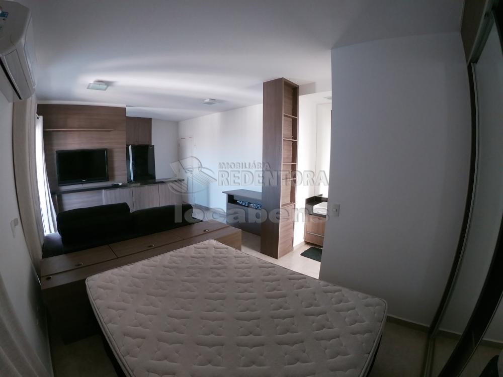 Alugar Apartamento / Padr&atilde;o em S&atilde;o Jos&eacute; do Rio Preto R$ 2.500,00 - Foto 11