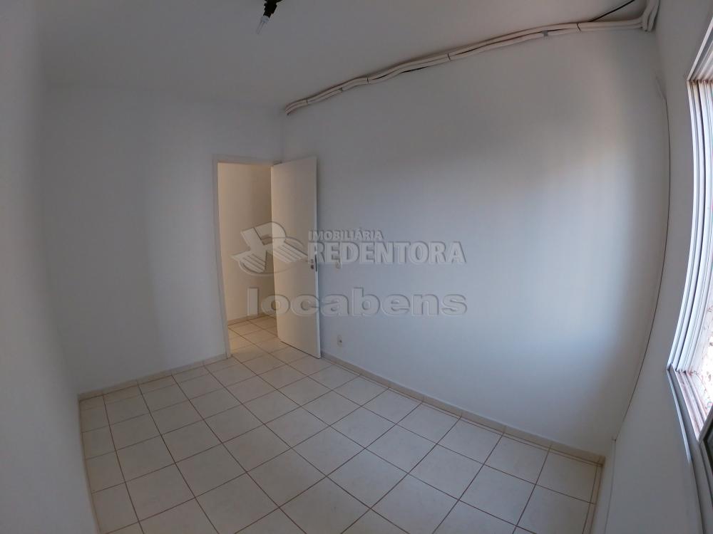 Alugar Apartamento / Padr&atilde;o em S&atilde;o Jos&eacute; do Rio Preto R$ 2.300,00 - Foto 12