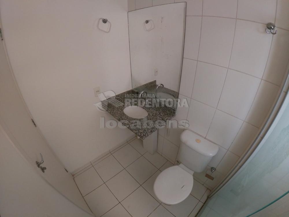 Alugar Apartamento / Padr&atilde;o em S&atilde;o Jos&eacute; do Rio Preto R$ 2.300,00 - Foto 23