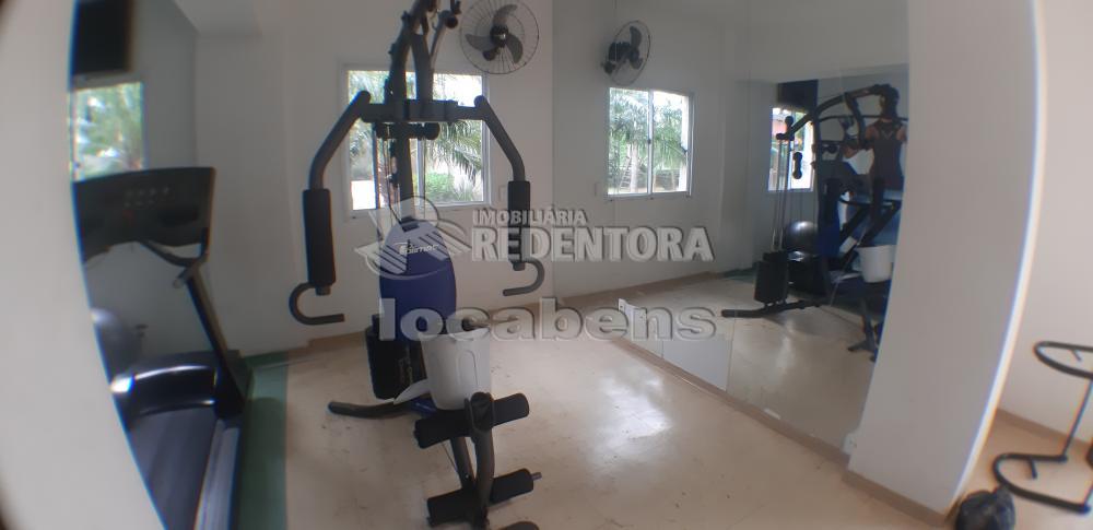 Alugar Apartamento / Padr&atilde;o em S&atilde;o Jos&eacute; do Rio Preto R$ 2.300,00 - Foto 37