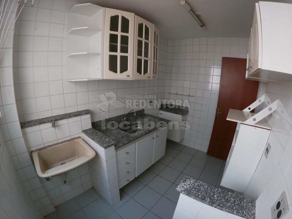 Alugar Apartamento / Padr&atilde;o em S&atilde;o Jos&eacute; do Rio Preto R$ 600,00 - Foto 5