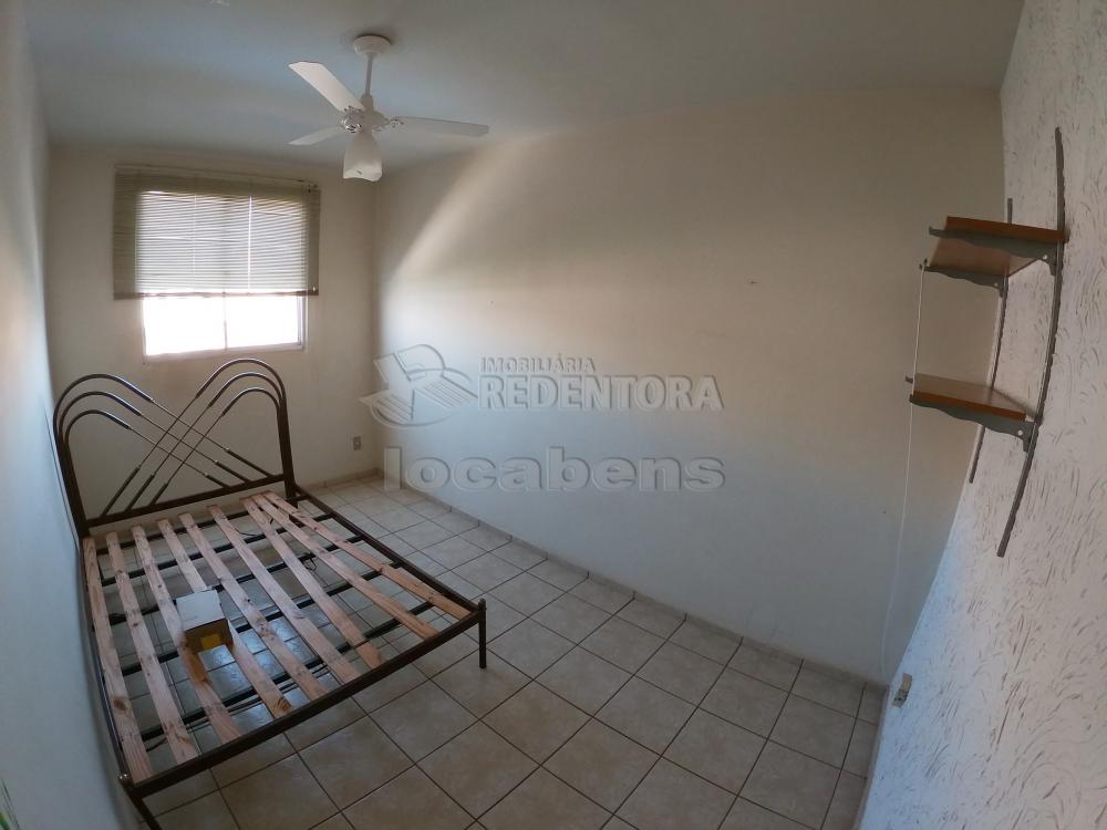 Alugar Apartamento / Padr&atilde;o em S&atilde;o Jos&eacute; do Rio Preto R$ 600,00 - Foto 6