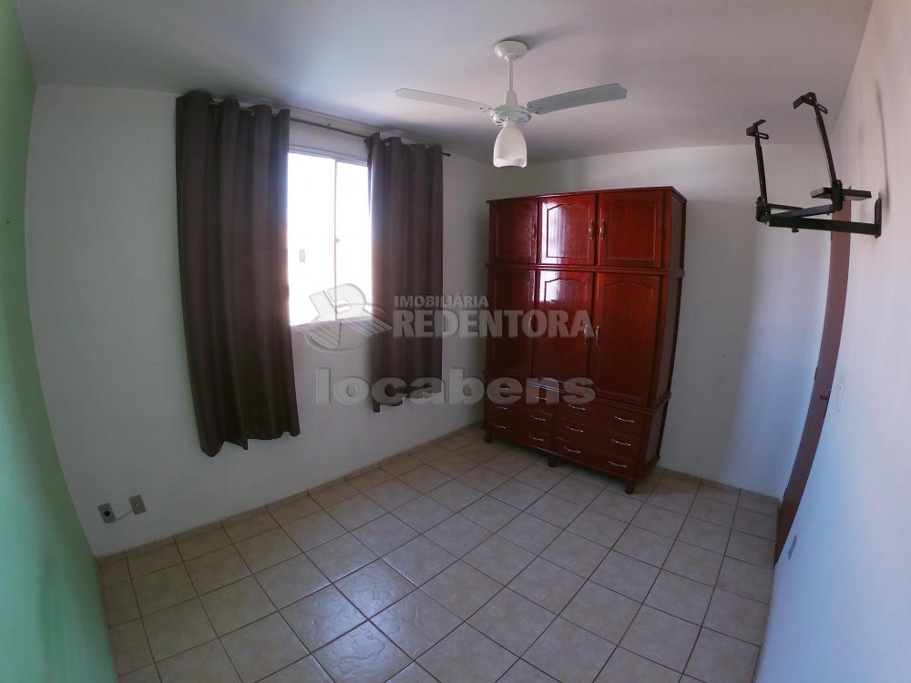 Alugar Apartamento / Padr&atilde;o em S&atilde;o Jos&eacute; do Rio Preto R$ 600,00 - Foto 11