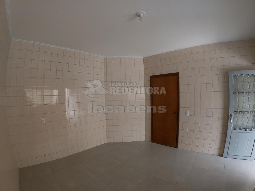 Alugar Casa / Padr&atilde;o em S&atilde;o Jos&eacute; do Rio Preto R$ 1.500,00 - Foto 9