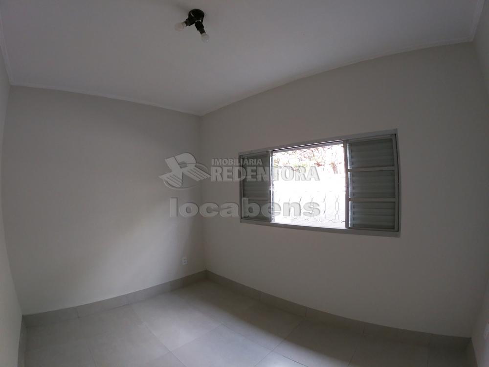 Alugar Casa / Padr&atilde;o em S&atilde;o Jos&eacute; do Rio Preto R$ 1.500,00 - Foto 14