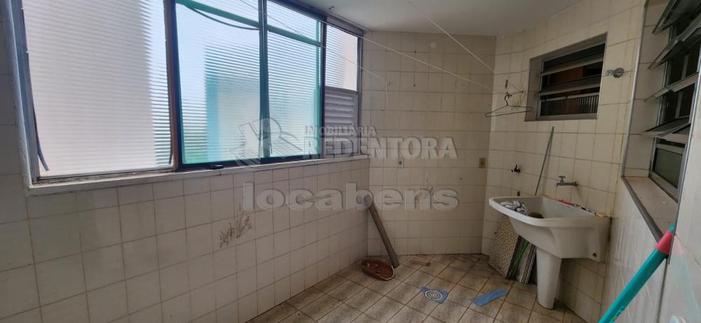 Alugar Apartamento / Padr&atilde;o em S&atilde;o Jos&eacute; do Rio Preto R$ 1.200,00 - Foto 5