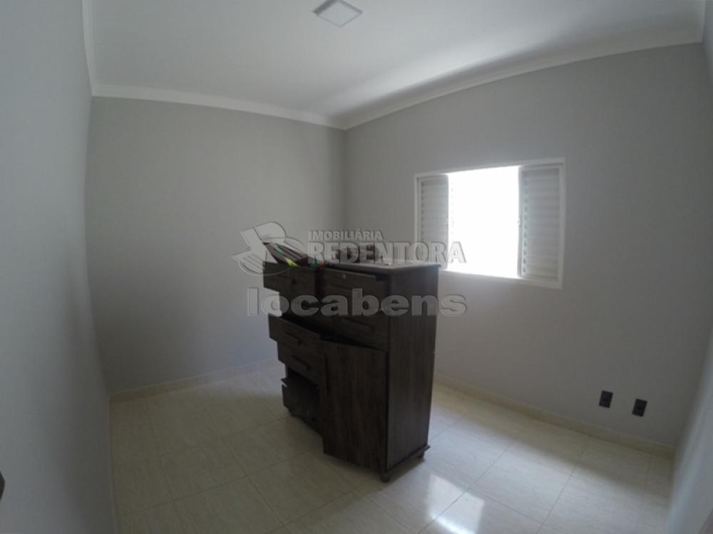 Alugar Casa / Padr&atilde;o em S&atilde;o Jos&eacute; do Rio Preto R$ 2.700,00 - Foto 14