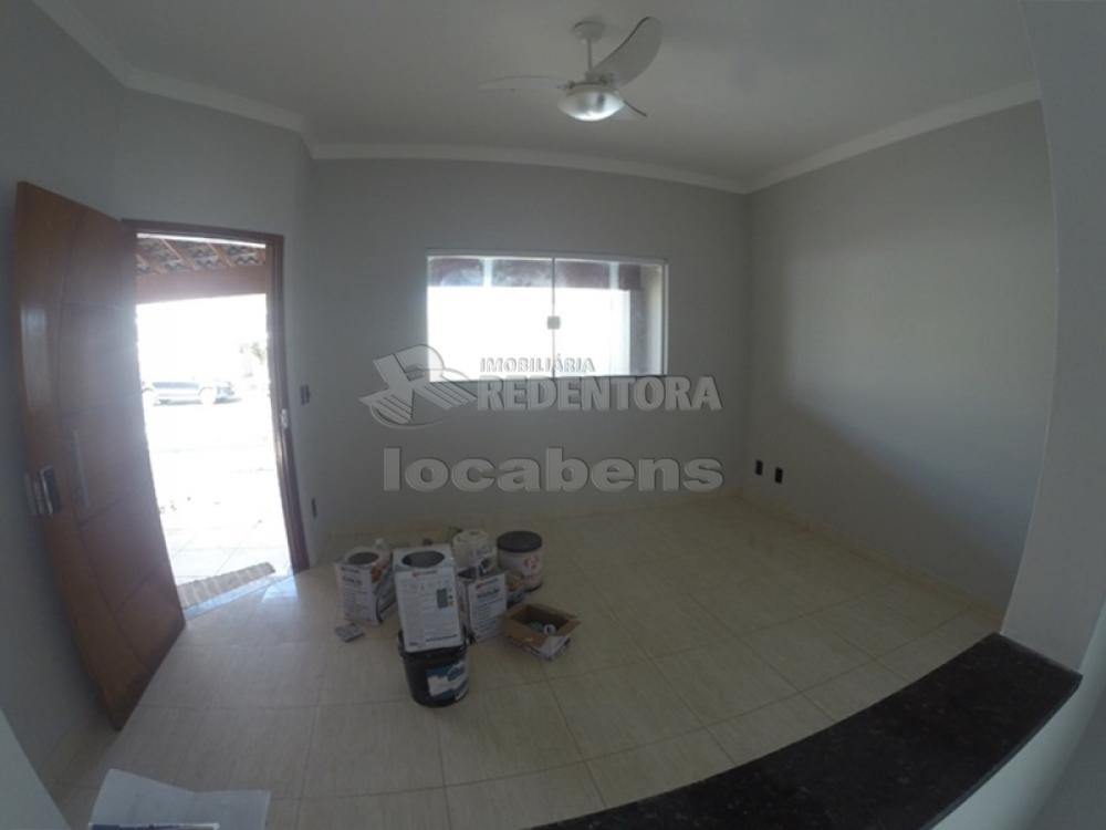 Alugar Casa / Padr&atilde;o em S&atilde;o Jos&eacute; do Rio Preto R$ 2.700,00 - Foto 4