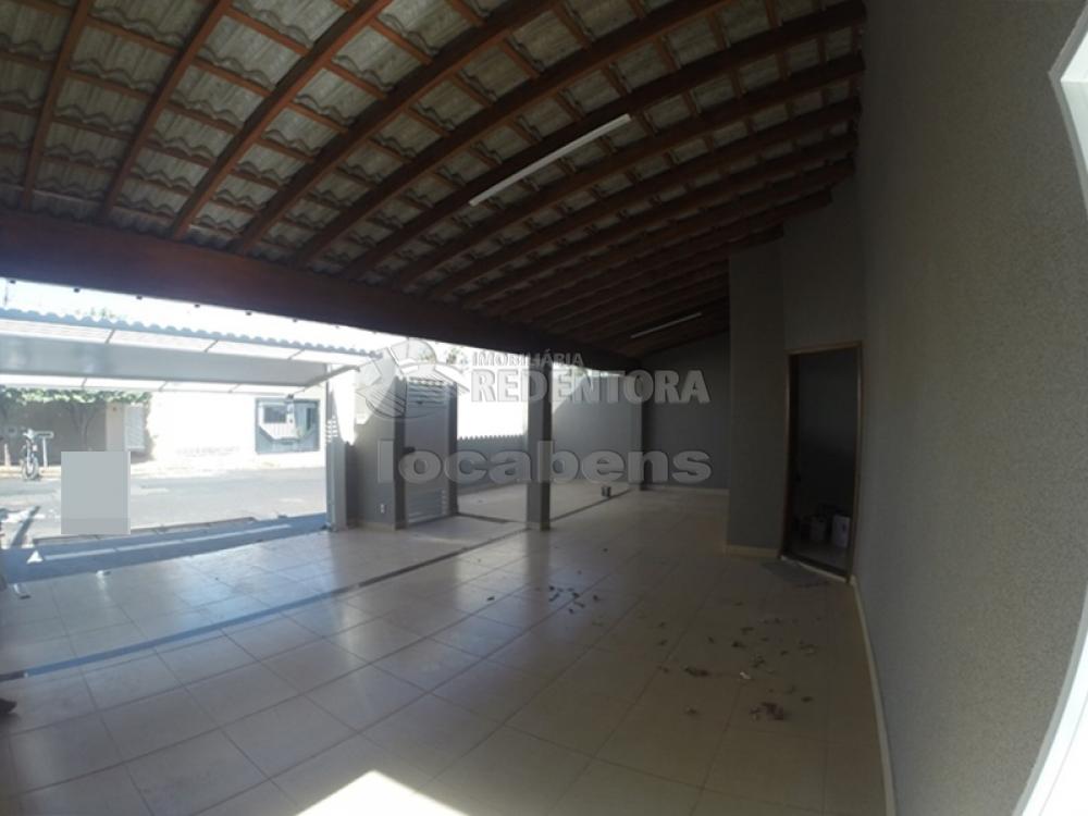 Alugar Casa / Padr&atilde;o em S&atilde;o Jos&eacute; do Rio Preto R$ 2.700,00 - Foto 2