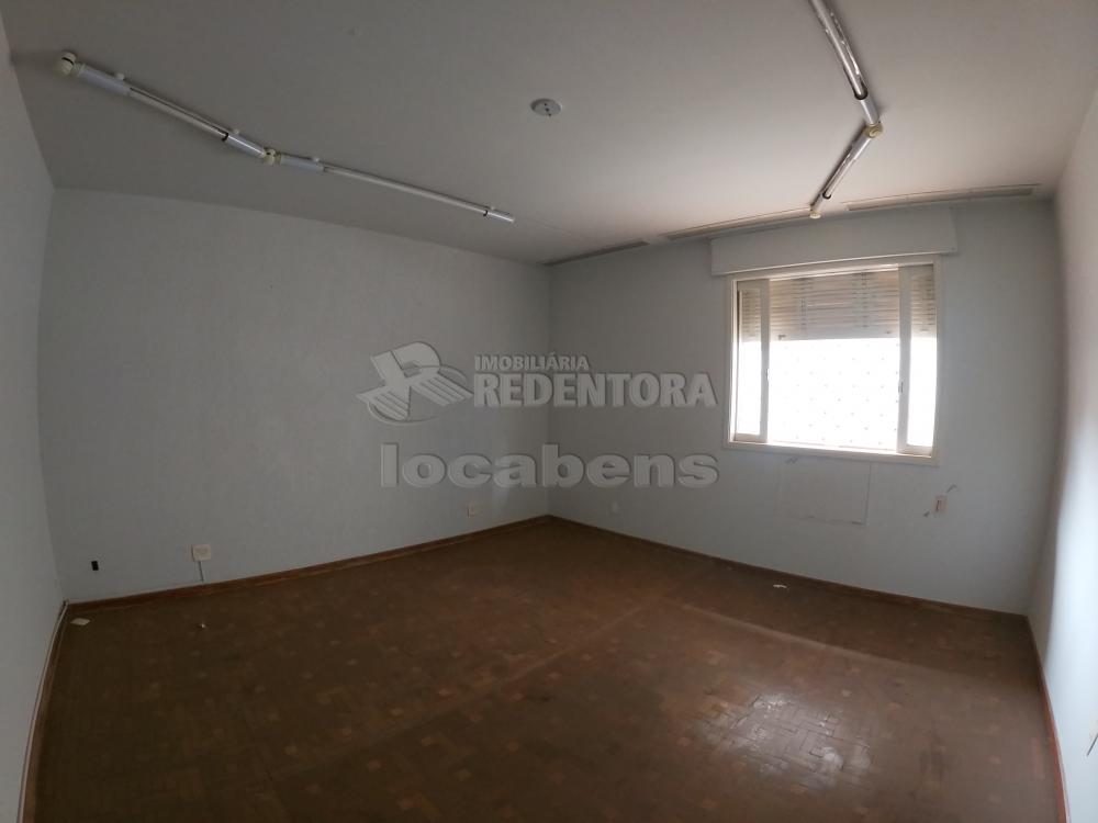 Alugar Comercial / Casa Comercial em S&atilde;o Jos&eacute; do Rio Preto R$ 13.000,00 - Foto 23