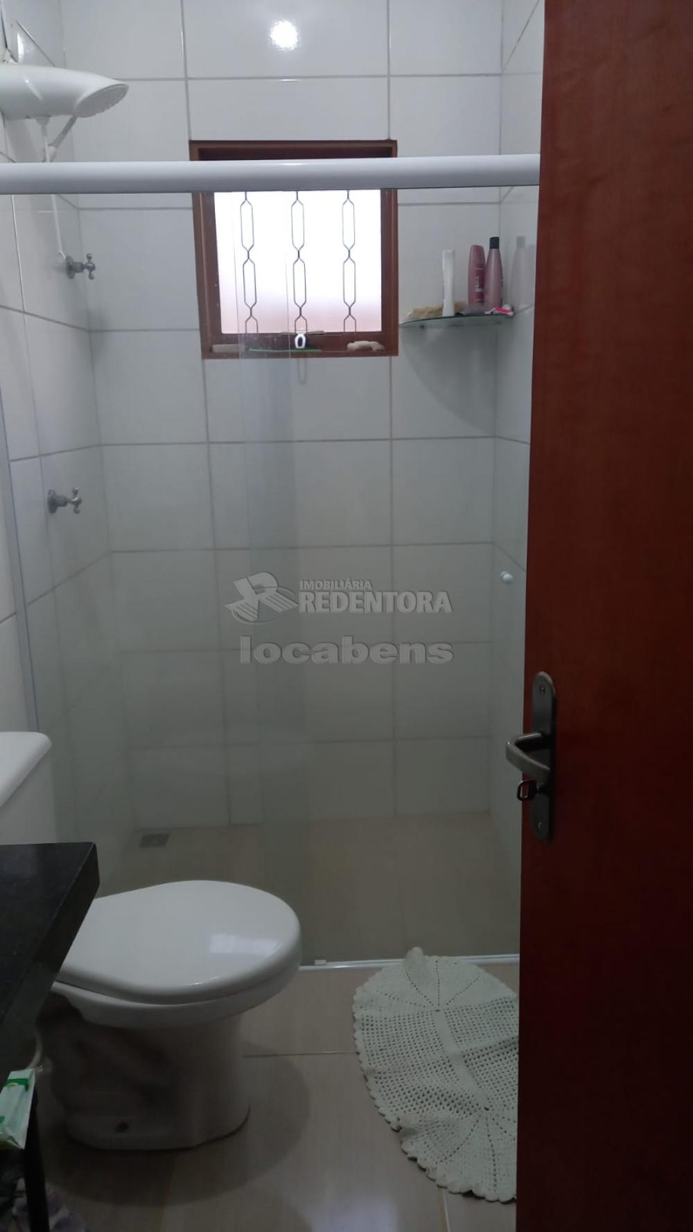 Alugar Casa / Padr&atilde;o em S&atilde;o Jos&eacute; do Rio Preto R$ 1.230,00 - Foto 18