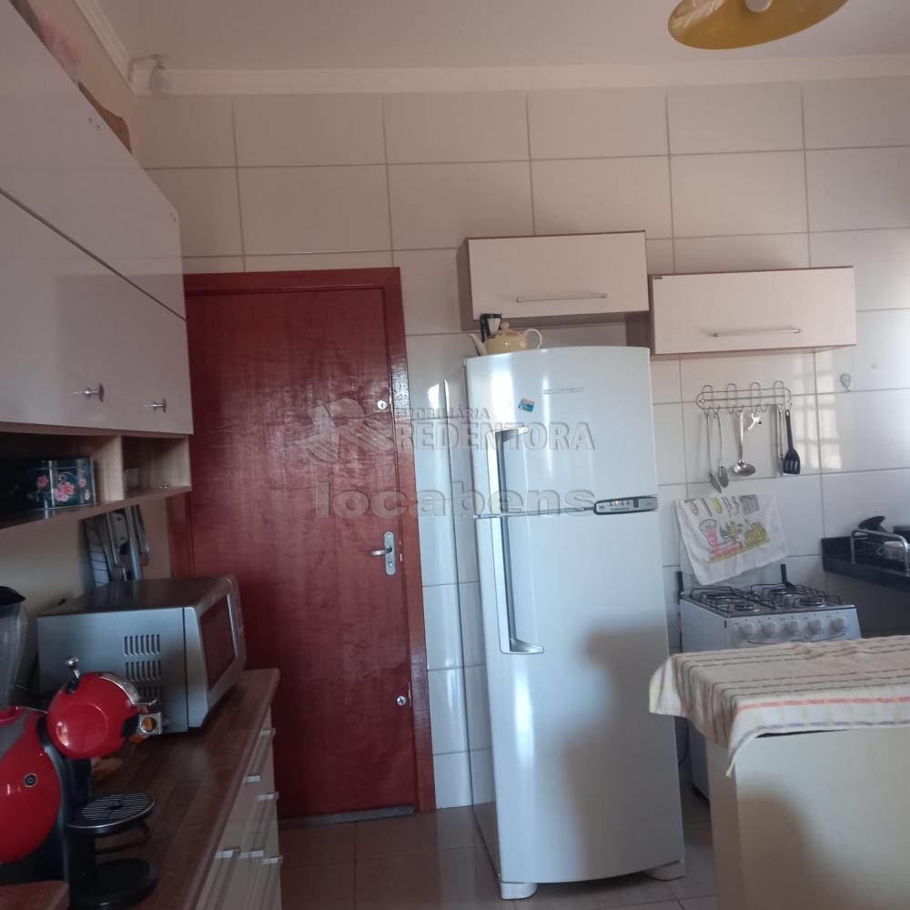 Alugar Casa / Padr&atilde;o em S&atilde;o Jos&eacute; do Rio Preto R$ 1.230,00 - Foto 12