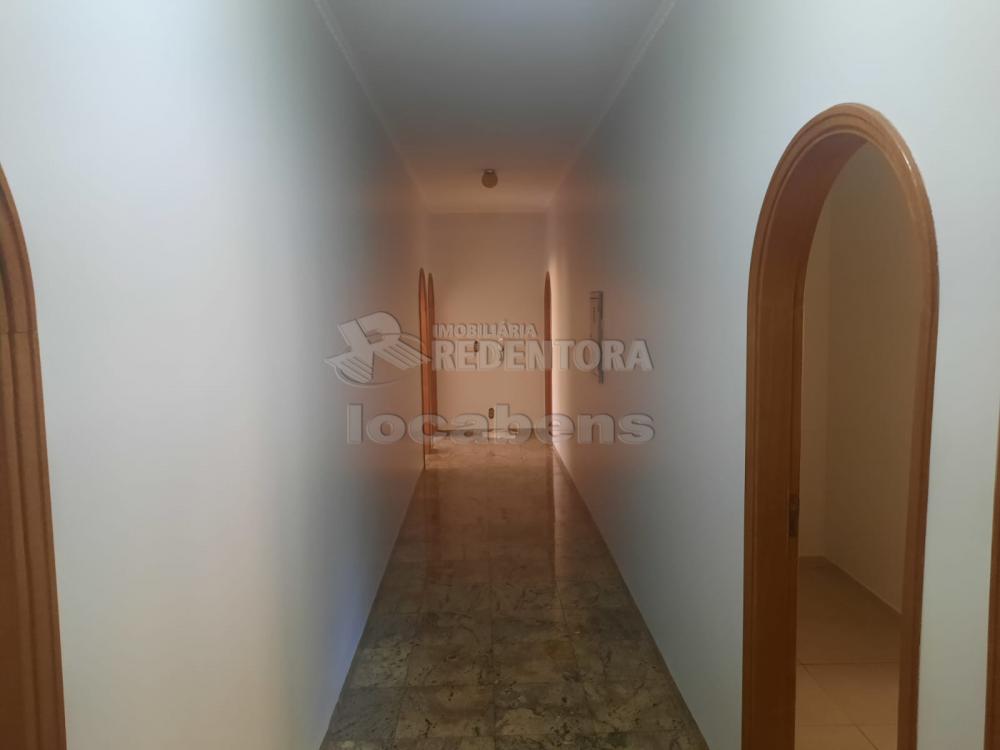 Alugar Casa / Padr&atilde;o em S&atilde;o Jos&eacute; do Rio Preto R$ 5.000,00 - Foto 5