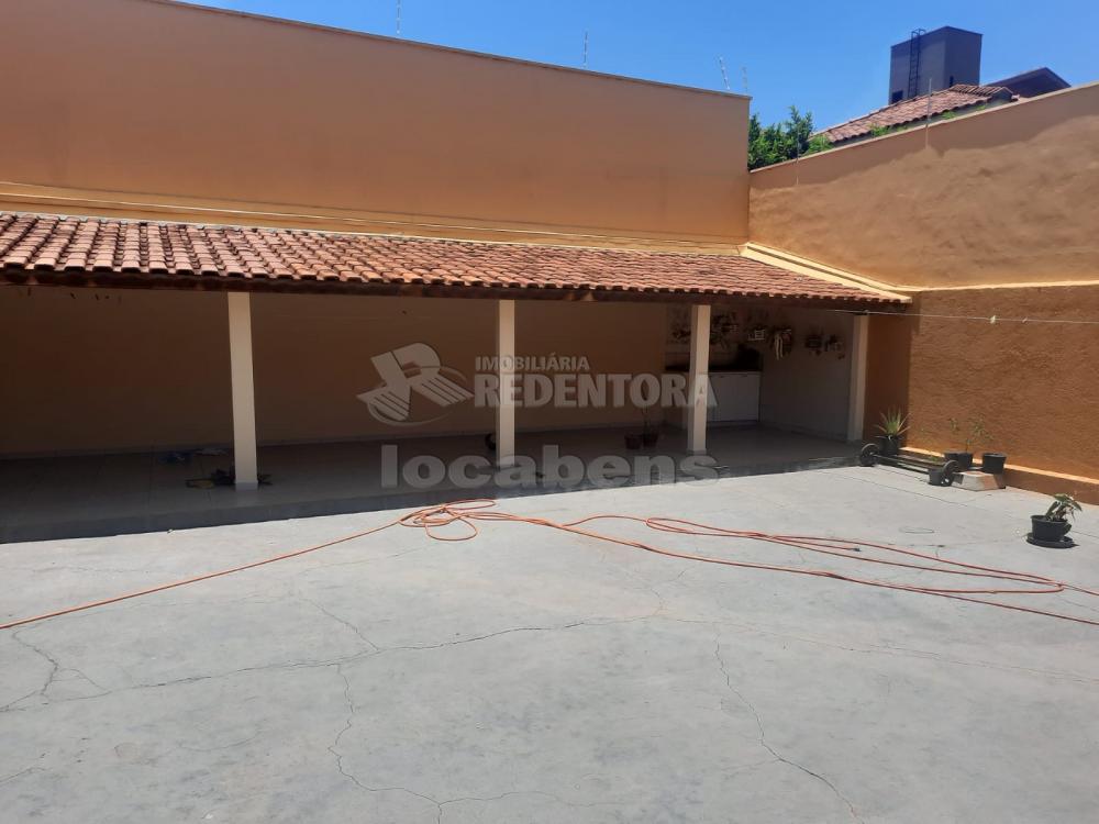 Alugar Casa / Padr&atilde;o em S&atilde;o Jos&eacute; do Rio Preto R$ 5.000,00 - Foto 11
