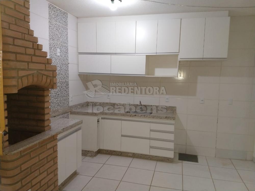 Alugar Casa / Condom&iacute;nio em S&atilde;o Jos&eacute; do Rio Preto R$ 1.800,00 - Foto 1