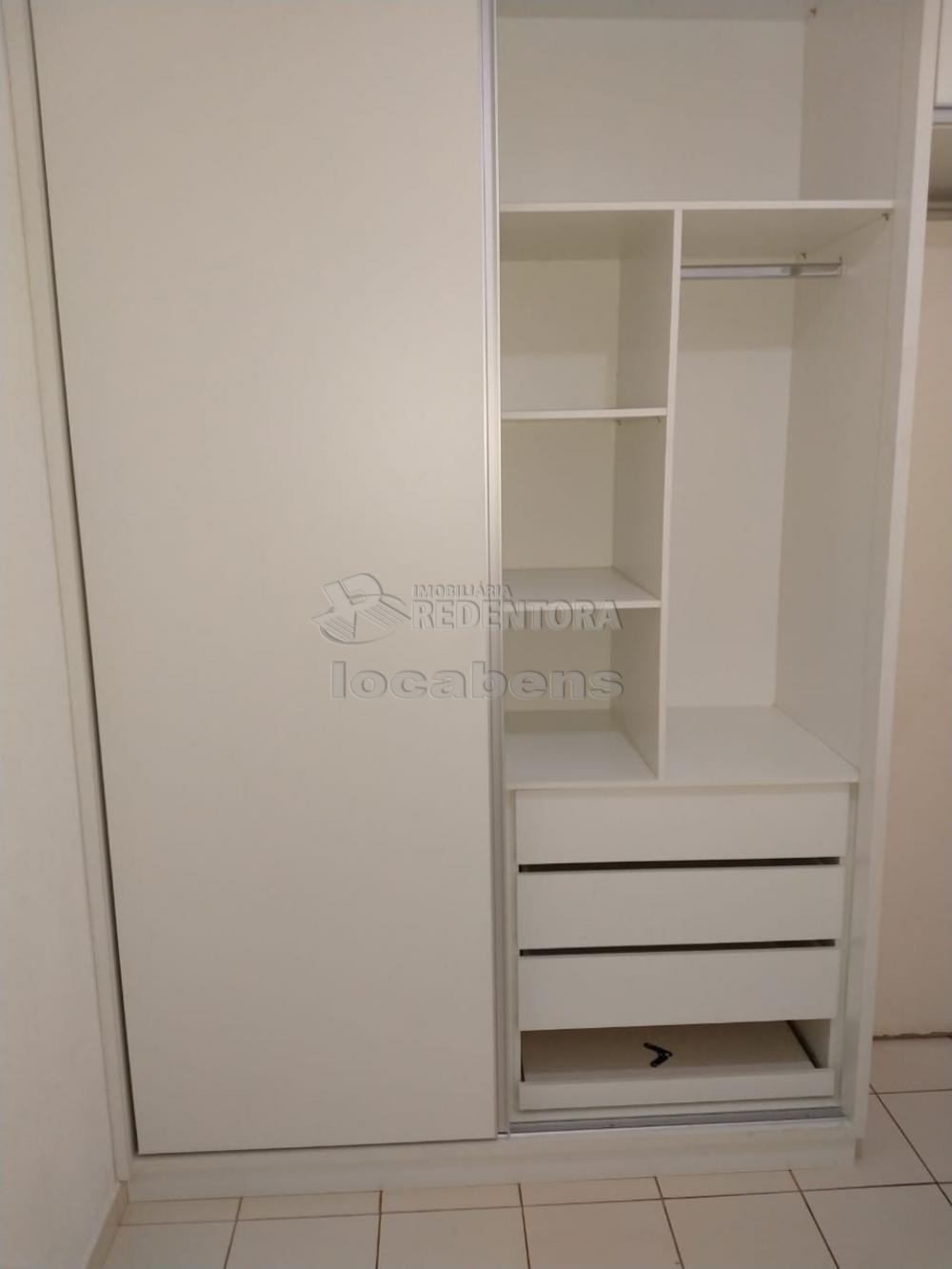 Alugar Casa / Condom&iacute;nio em S&atilde;o Jos&eacute; do Rio Preto R$ 1.800,00 - Foto 10
