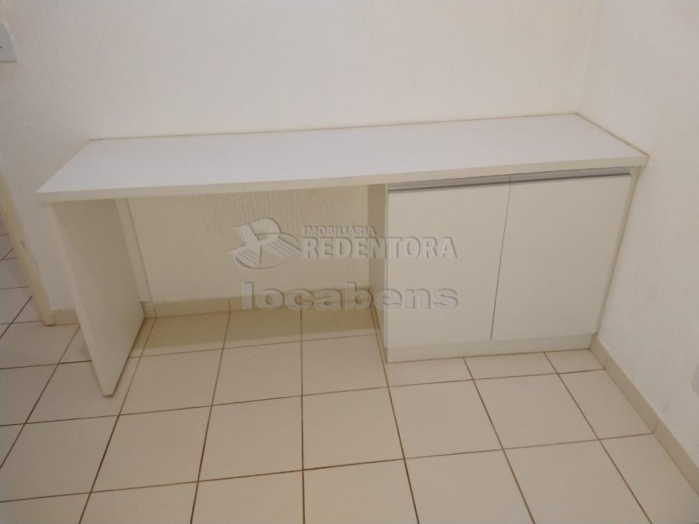 Alugar Casa / Condom&iacute;nio em S&atilde;o Jos&eacute; do Rio Preto R$ 1.800,00 - Foto 14